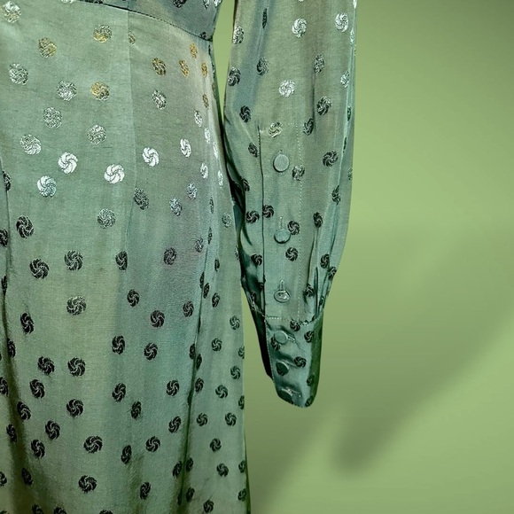 J. Crew ‘Shift Dress in Jacquard Floral Dot’ in “Dark Spruce” Green Size 4 - Picture 12 of 16